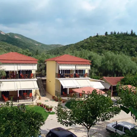 Natasa Mikros Gialos